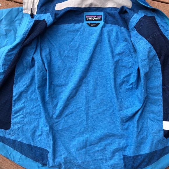 Patagonia waterproof ski shell - Picture 5 of 8